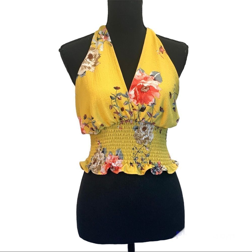 Love Tree yellow floral flower halter top Sz M stretchy